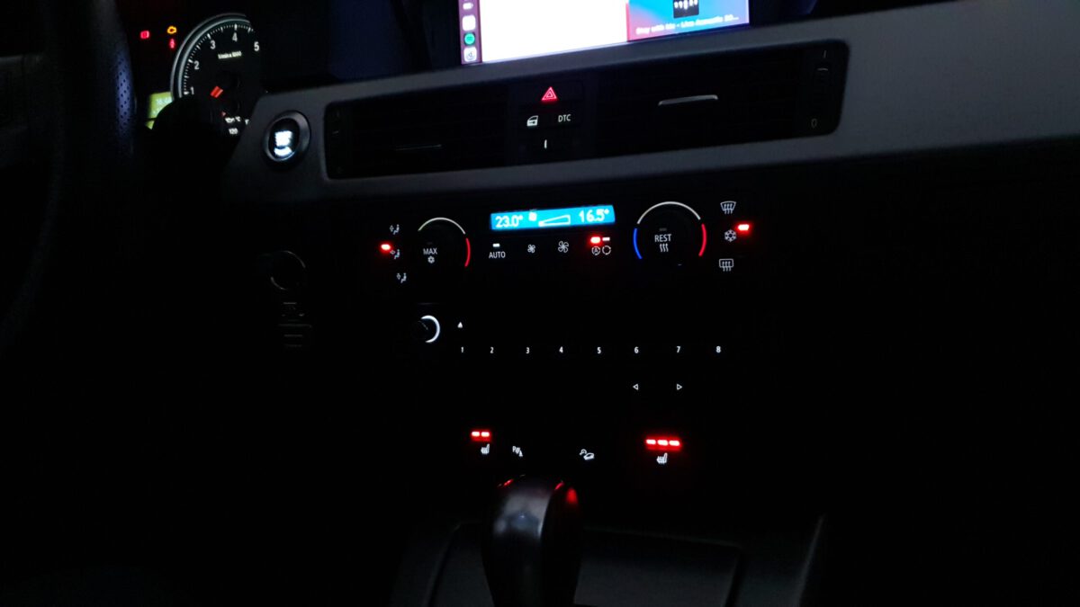 bmw_3er_e90_e91_e92_e93_interior_led_innenbeleuchtung_carhex_1 bmw_3er_e90_e91_e92_e93_interior_led_innenbeleuchtung_carhex_1
