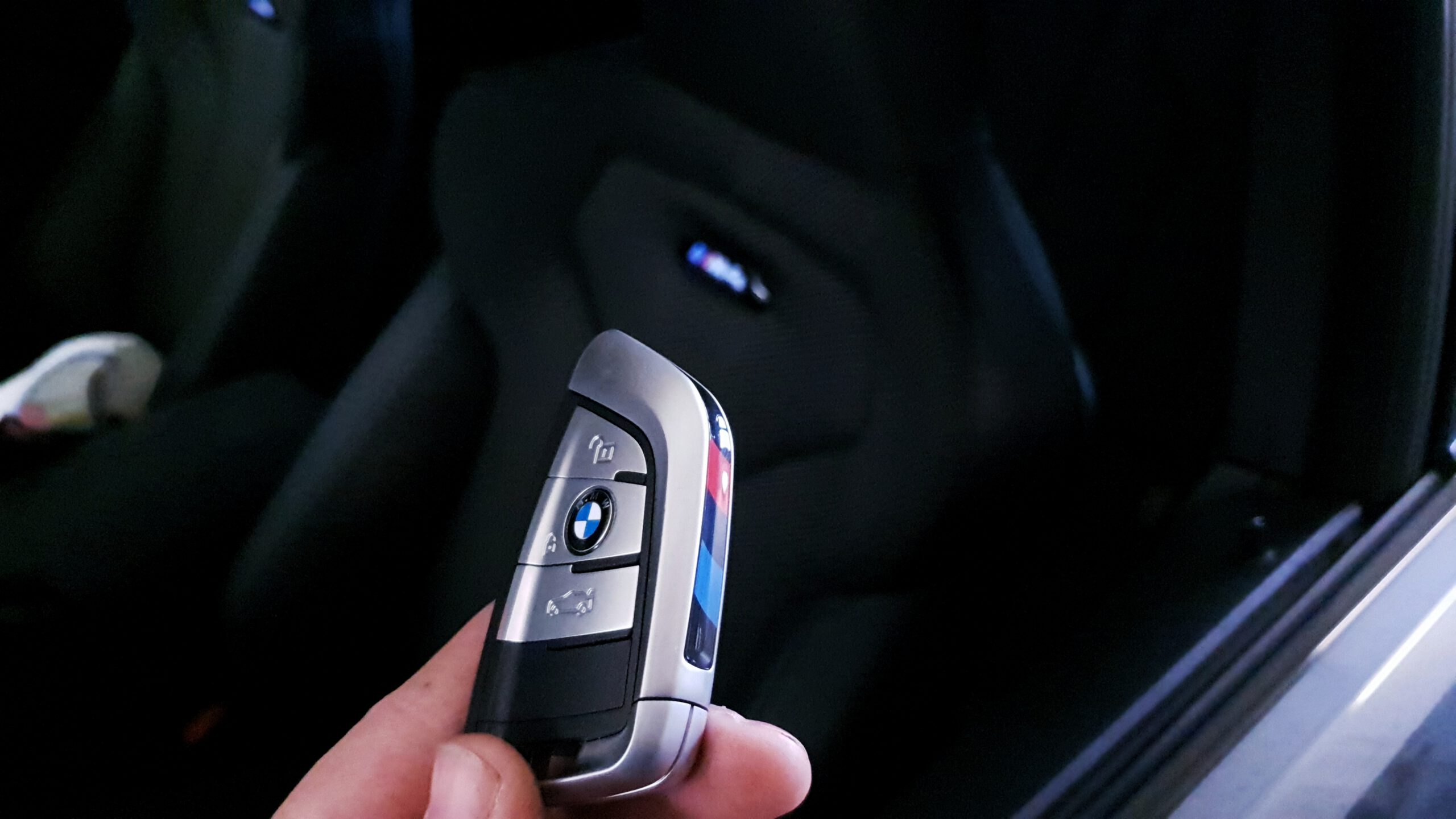 BMW 7er 2015: Display-Key als Auto-Schlüssel einer neuen Zeit