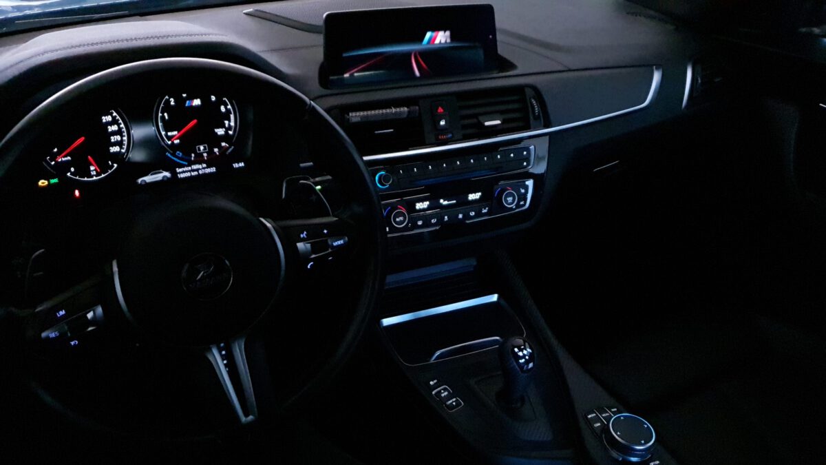 bmw_2er__f22_f23_interior_led_umbau_innenbeleuchtung_carhex_2