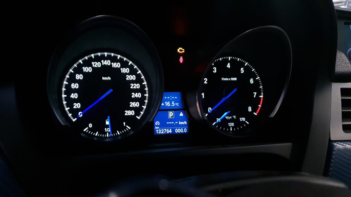 bmw_z4_e89_tacho_led_umbau