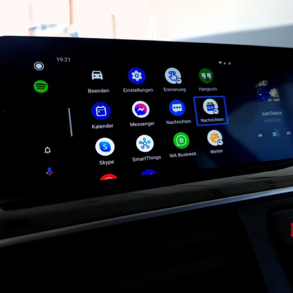 BMW_apple_carplay_1er_f20_f21_nachrüstung_android_auto_2