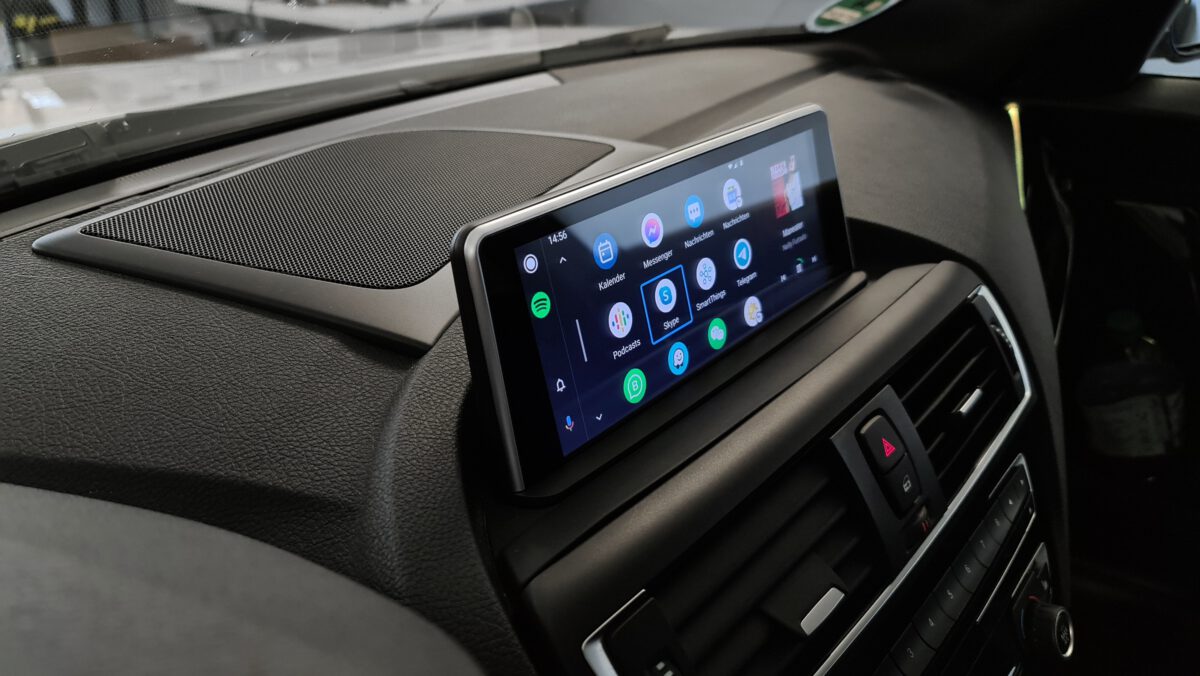 Apple-CarPlay und Android-Auto im BMW 1er F20 F21 nachrüsten