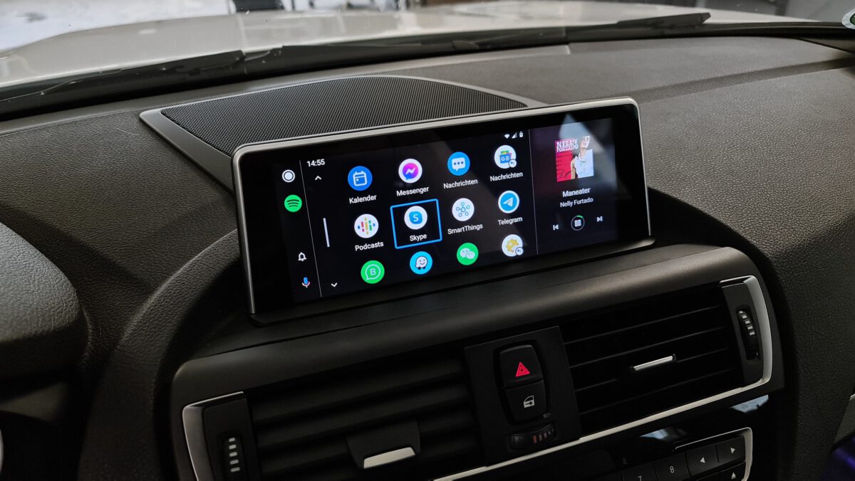 Apple-CarPlay und Android-Auto im BMW 2er F22 F23 nachrüsten