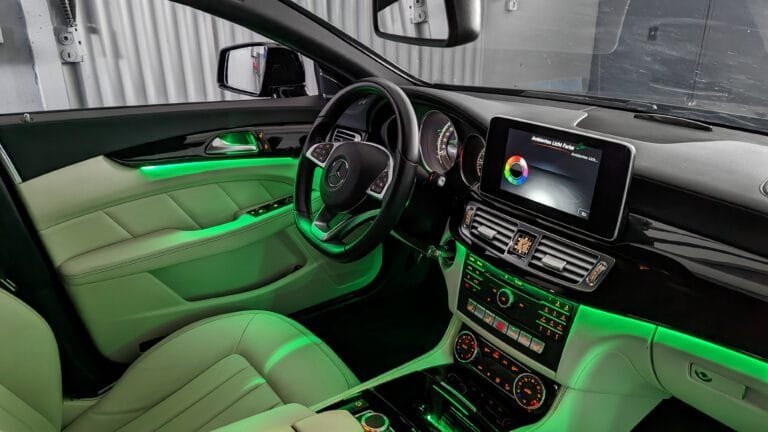 Ambientebeleuchtung für Mercedes E-Klasse W212 S212 mit 12/64 Farben inkl. Einbau