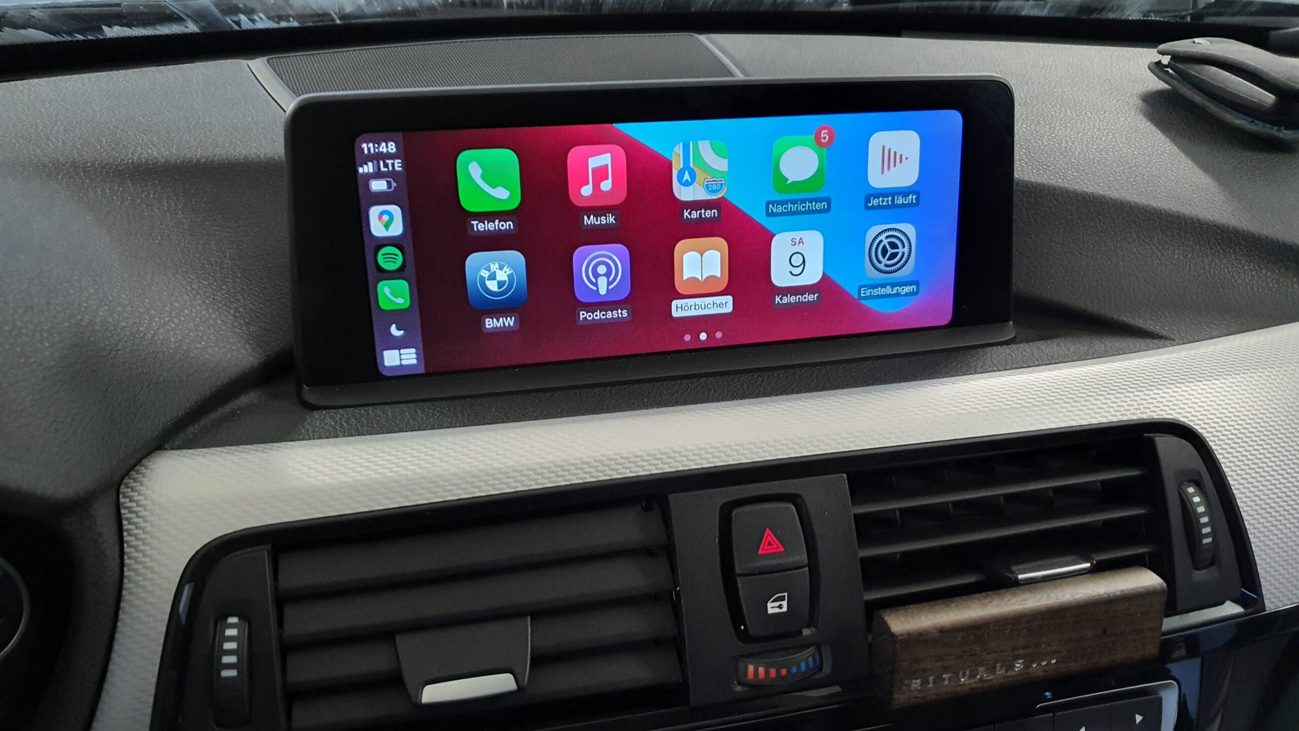Nachrüstung von Apple CarPlay und für Android Auto
