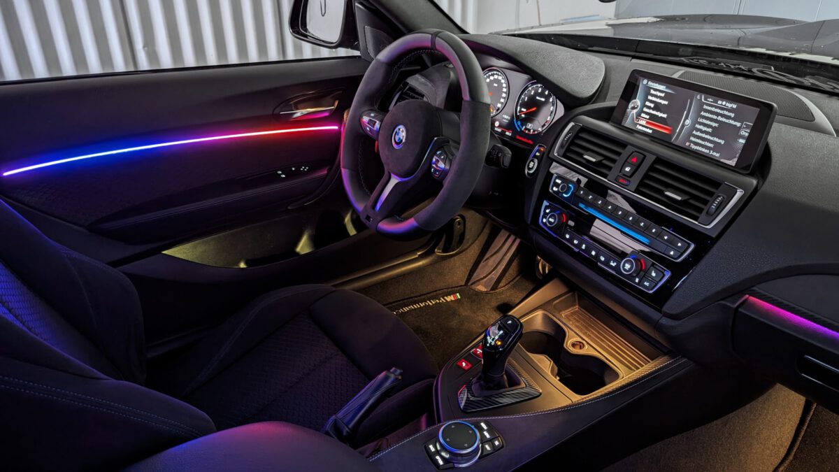 Ambientebeleuchtung für BMW M2 Competition/Coupe F87 inkl. Einbau (Nachrüstung) – Bild 14
