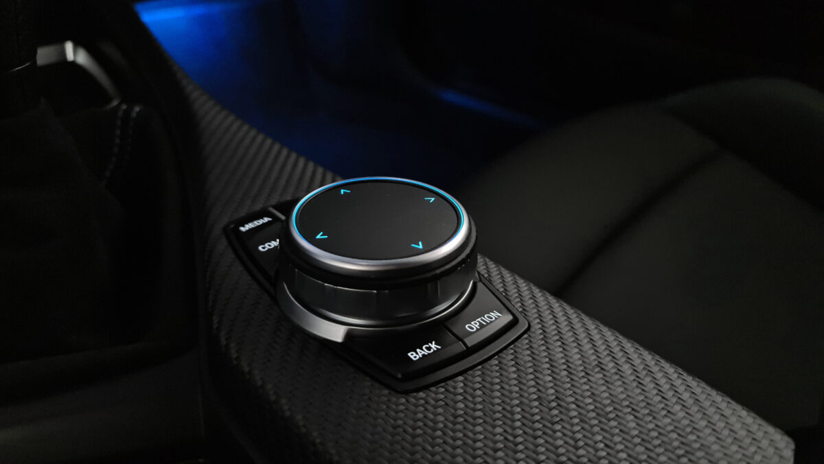 BMW 1er F20 F21 Innenbeleuchtung von Orange auf Weiß