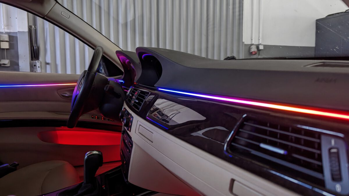 Ambientebeleuchtung für BMW 3er E90 E91 E92 E93 inkl. Einbau (Nachrüstung) – Bild 6