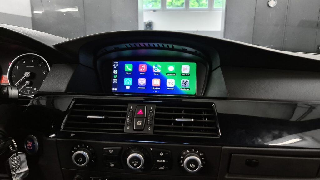 AppleCarPlay & AndroidAuto nachrüsten für BMW 5er E60 E61 CarHex