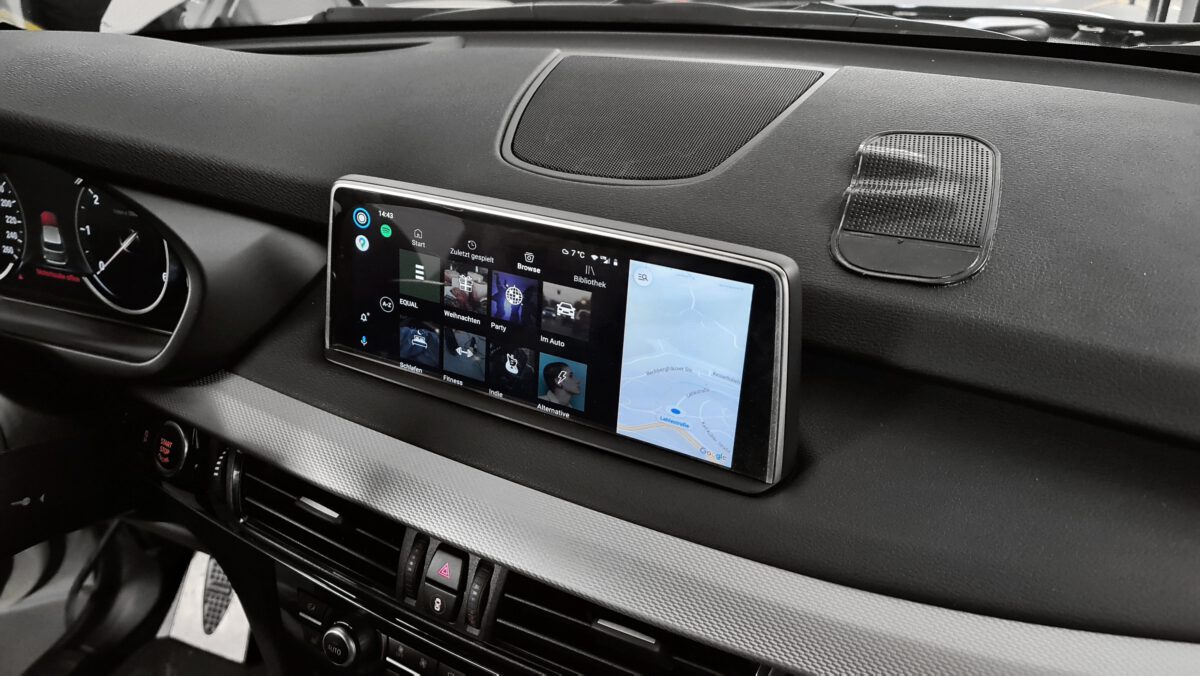 Nachrüstung Apple-CarPlay und Android-Auto im BMW X5 X6 F15 F16