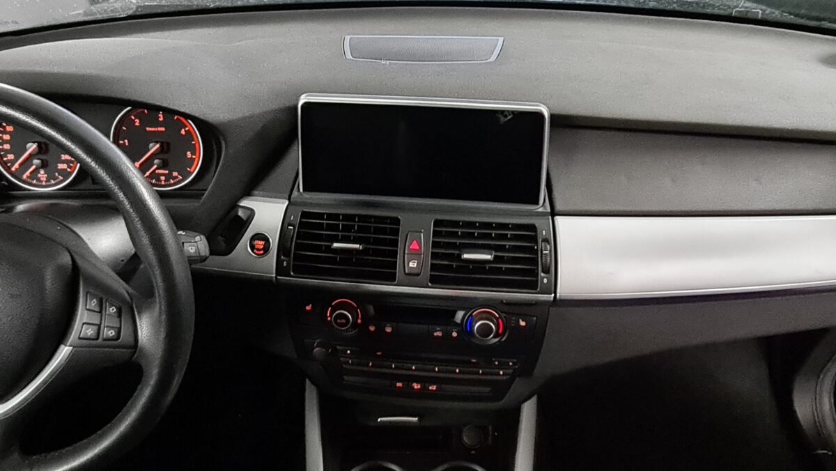 Nachrüstung Apple-CarPlay und Android-Auto im BMW X5 X6 E70 E71