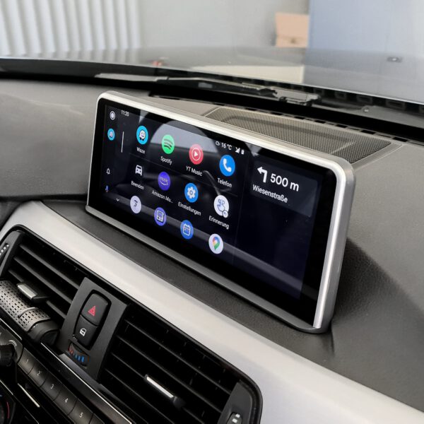 Nachrüstung von Apple-CarPlay & Android-Auto mit 10.25" Display