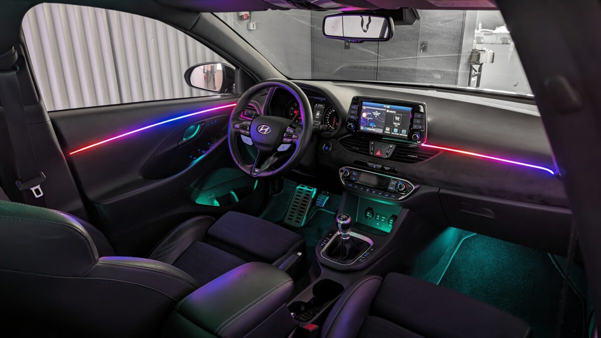 Ambientebeleuchtung für Hyundai TUCSON inkl. Einbau (Nachrüstung) – Bild 9