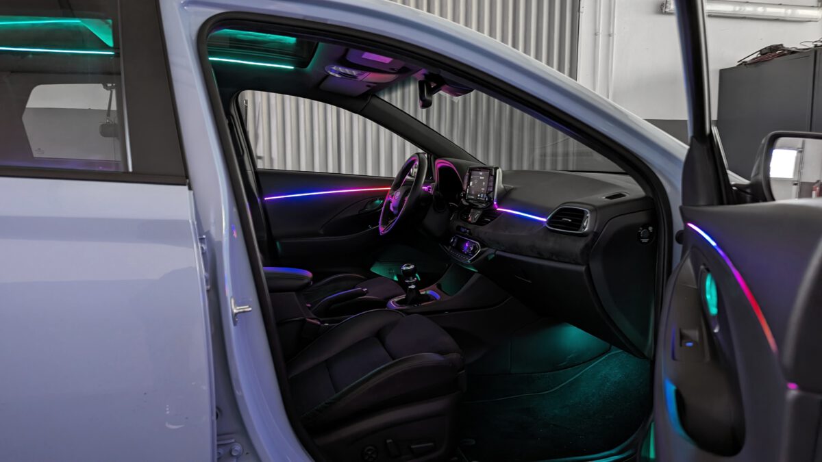 Ambientebeleuchtung für Hyundai TUCSON inkl. Einbau (Nachrüstung) – Bild 8