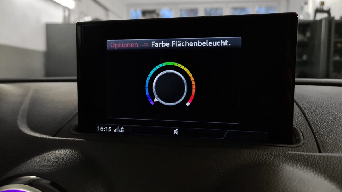 Nachrüstung der mehrfarbigen Ambientebeleuchtung im A3 8V MMI
