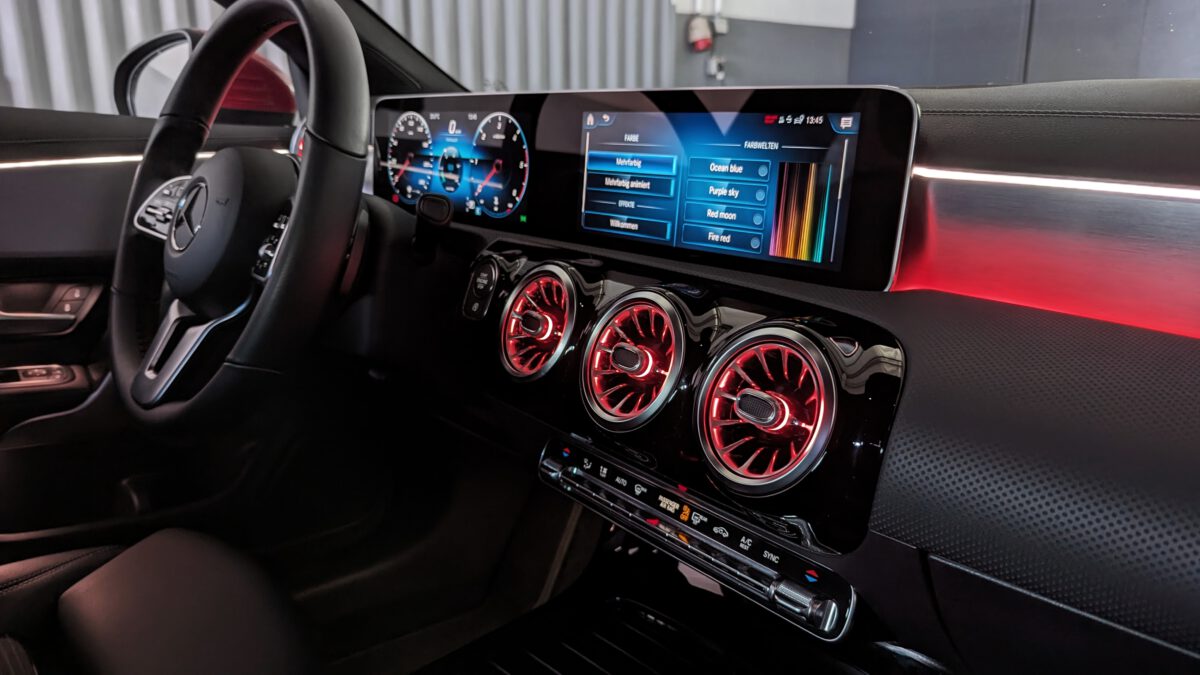 Ambientebeleuchtung für Mercedes A-Klasse W177 64 Farben inkl. Einbau (Nachrüstung) – Bild 12