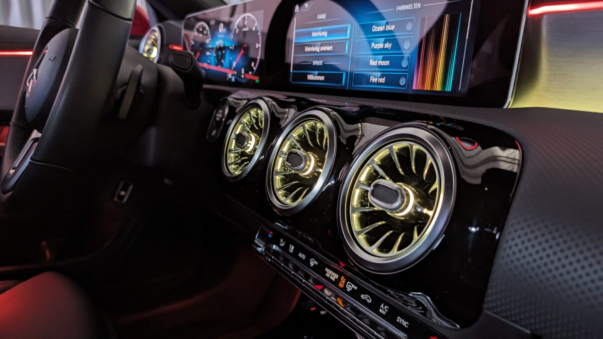 Ambientebeleuchtung für Mercedes A-Klasse W177 64 Farben inkl. Einbau (Nachrüstung) – Bild 16