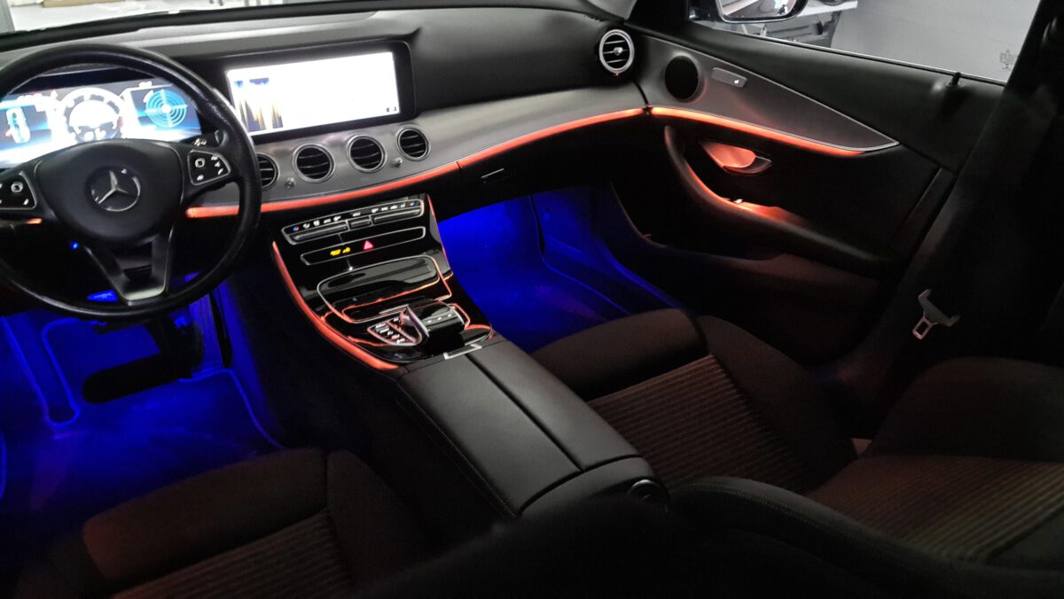 CarHex: Codierung, Nachrüstung & Ambientebeleuchtung in deinem Auto