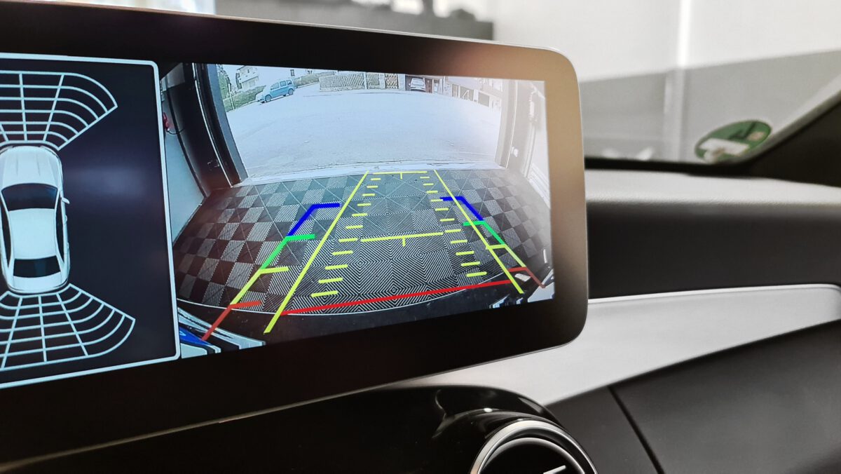 mercedes_w205_cklasse_apple_carplay_android_auto_rückfahrkamera_nachrüstung_1 Android-Navi mit Apple-CarPlay in der Mercedes C-Klasse W205 nachrüsten