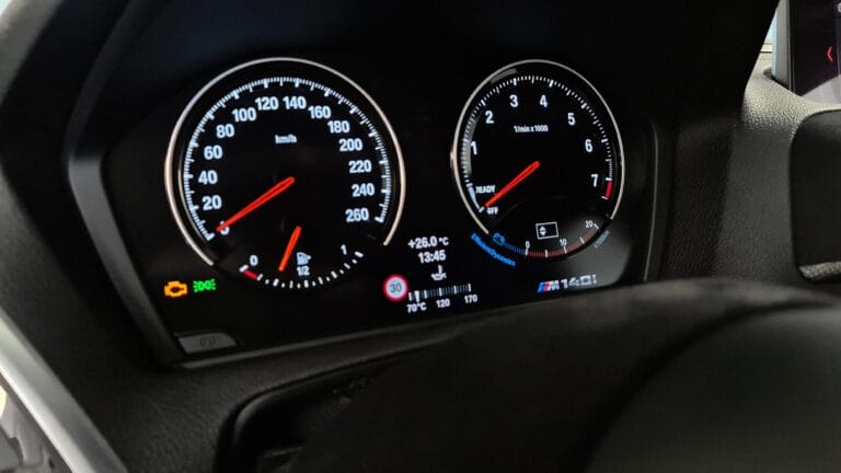 Nachrüstung Black-Panel Tacho für BMW 1er F20 F21