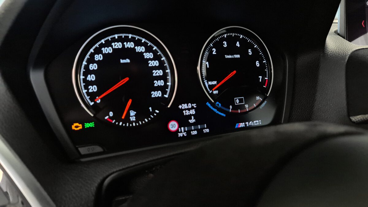 2er BMW Black-Panel Tacho nachrüsten