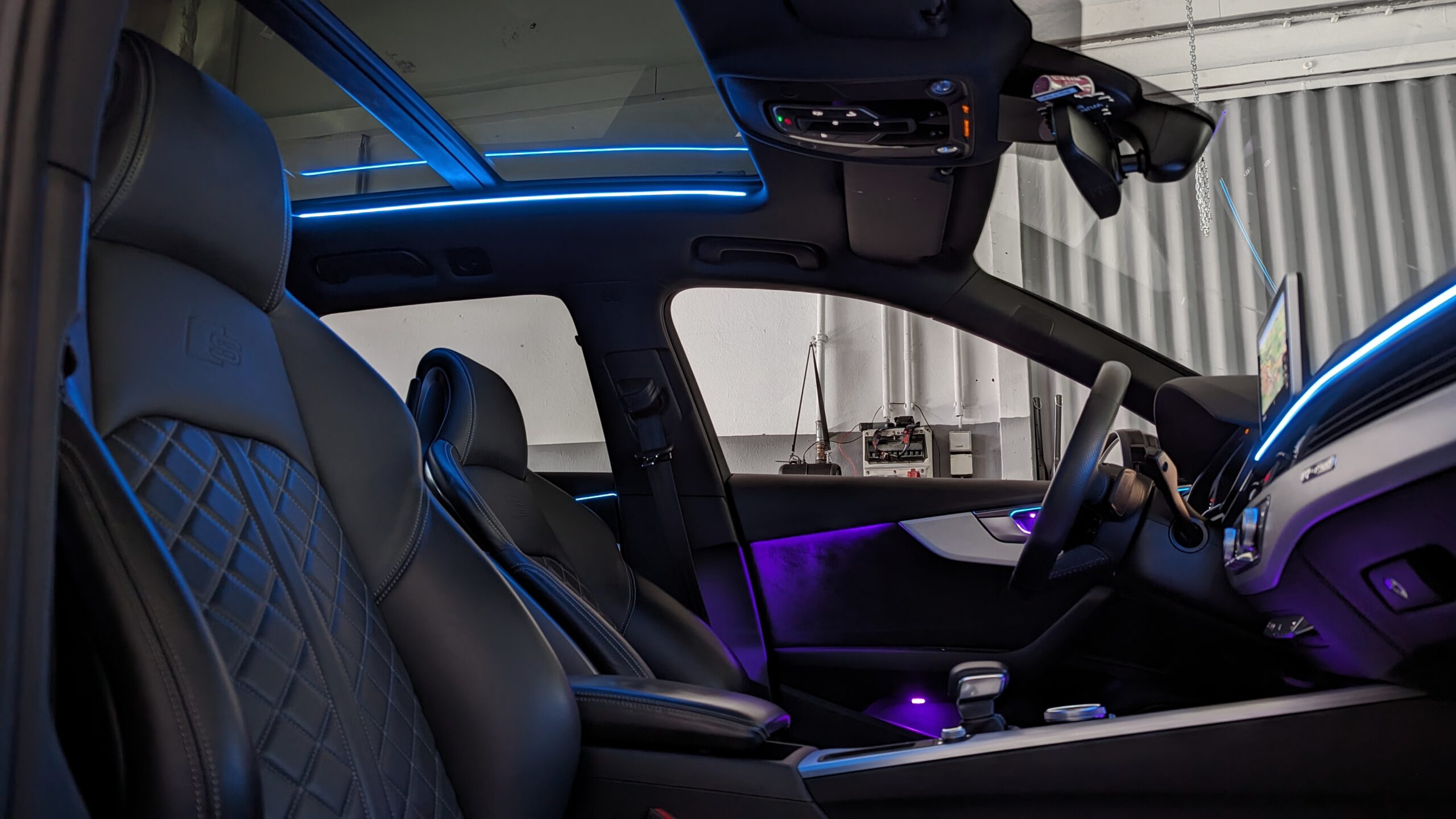 Cockpit Leiste Lang Dekor Mittelkonsole Ambiente für Audi A4 B9 ab 2015