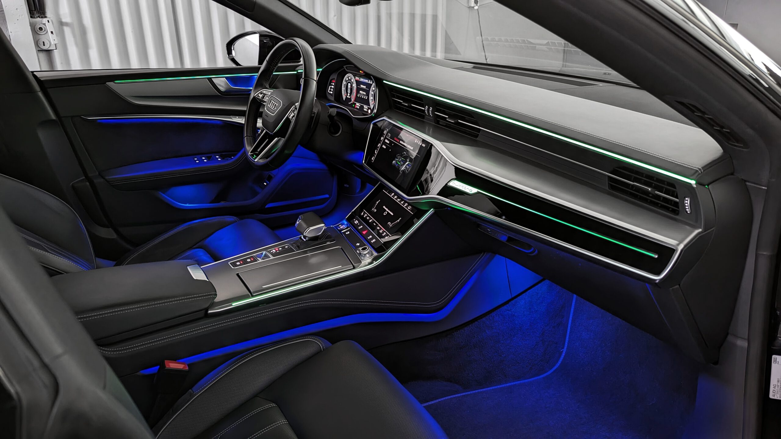 Ambientebeleuchtung für Audi A6 S6 C8/4K inkl. Einbau - CarHex