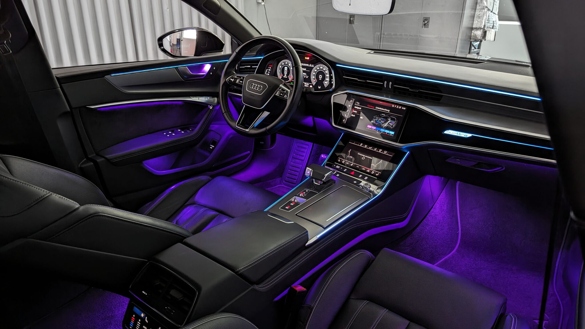 Ambientebeleuchtung für Audi A6 S6 C8/4K inkl. Einbau CarHex Ambientebeleuchtung für Audi A6 S6 C8/4K inkl. Einbau CarHex
