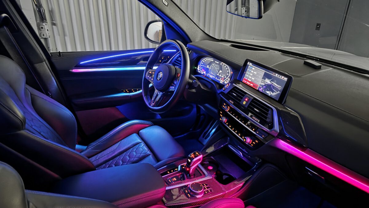 Ambientebeleuchtung für BMW X2 F39 inkl. Einbau (Nachrüstung) – Bild 14