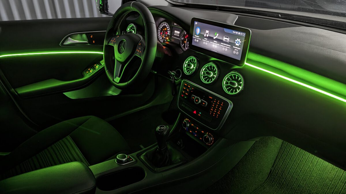 mercedes_aklasse_cla_gla_w176_c117_ambientebeleuchtung_dynamisch_innebeleuchtung_nachrüsten_5 Dynamische Ambientebeleuchtung im Mercedes CLA A-Klasse GLA C117 W176 nachrüsten
