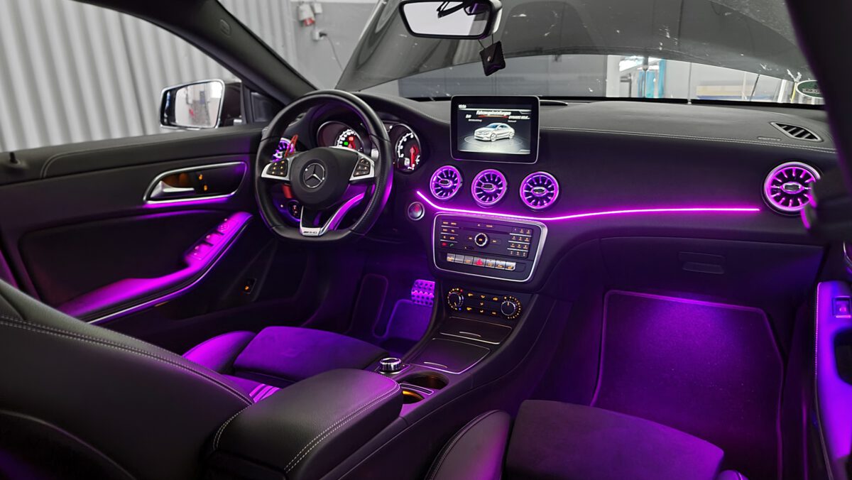 Nachrüstung der Ambientebeleuchtung im Mercedes CLA GLA A-Klasse