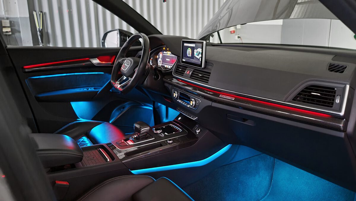 Audi Q5 SQ5 FY Ambientebeleuchtung Lichtpaket Plus nachrüsten