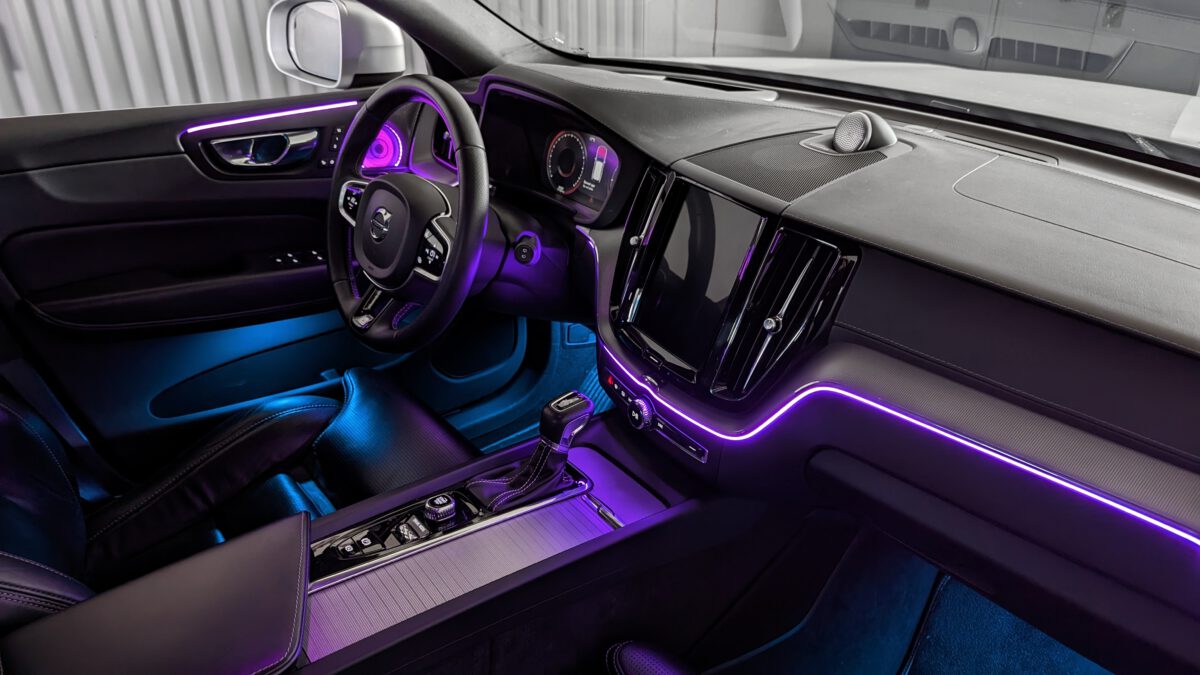 Volvo XC60 Ambientebeleuchtung nachrüsten