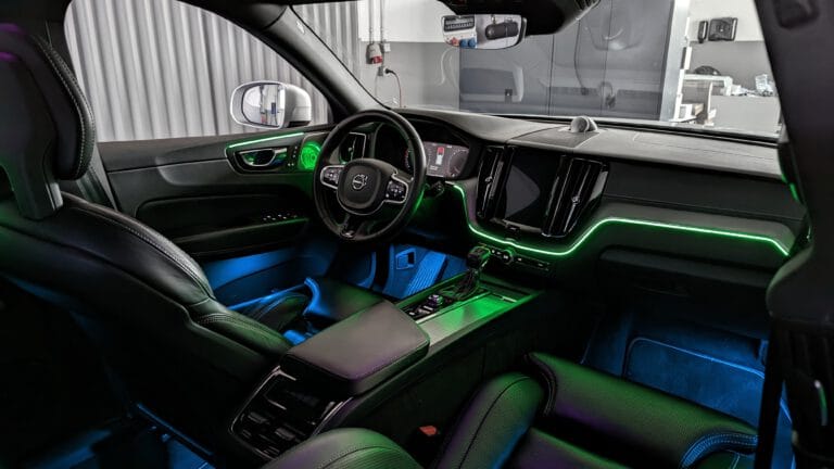 Ambientebeleuchtung für Volvo XC60 inkl. Einbau (Nachrüstung)