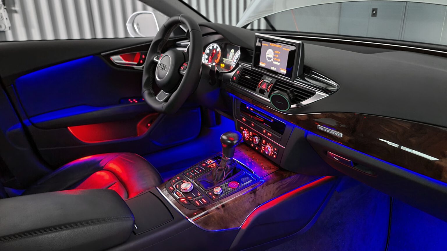 Ambientebeleuchtung für Audi A6 4G/C7 inkl. Einbau CarHex