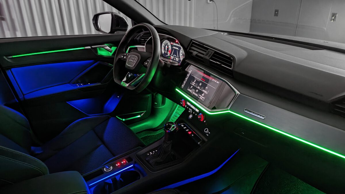 audi_q3_f3_sq3_ambientebeleuchtung_nachrüsten_led_innenbeleuchtung_mmi_2 Ambientebeleuchtung für Audi Q3 F3 inkl. Einbau (Nachrüstung) – Bild 9