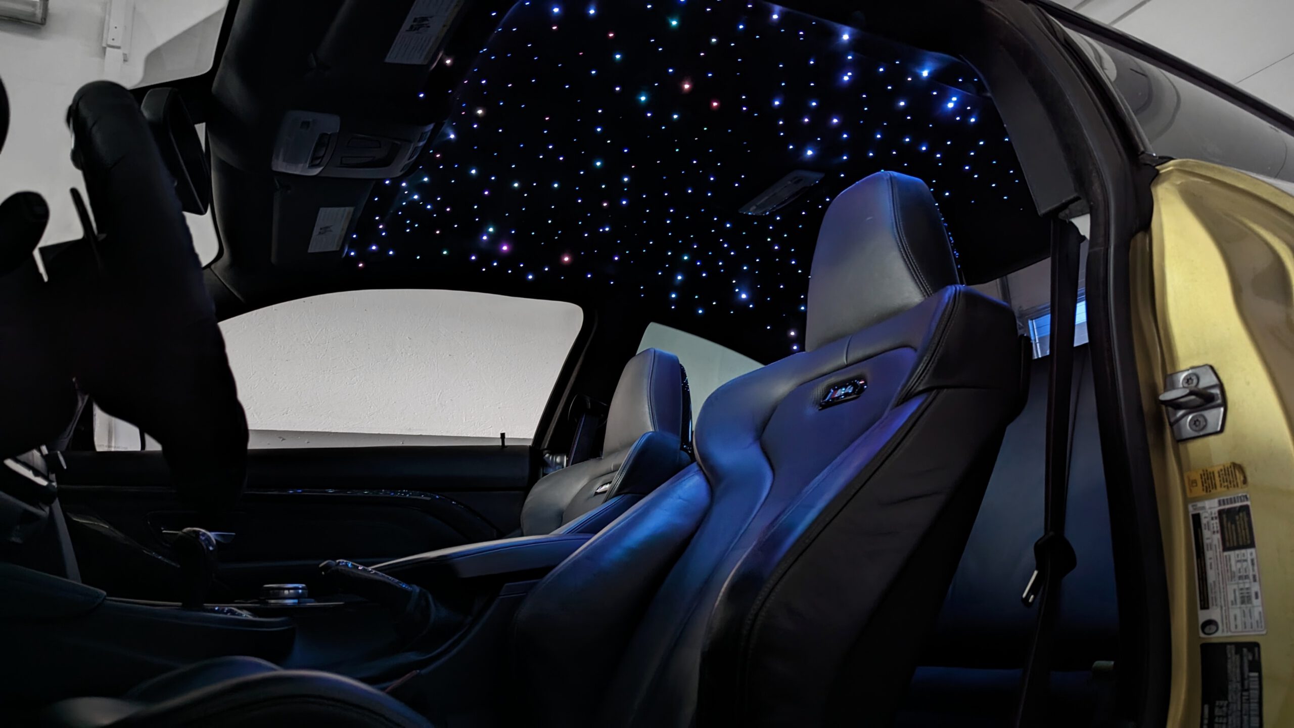 Nachrüstung des LED Sternenhimmel im BMW 4er M4
