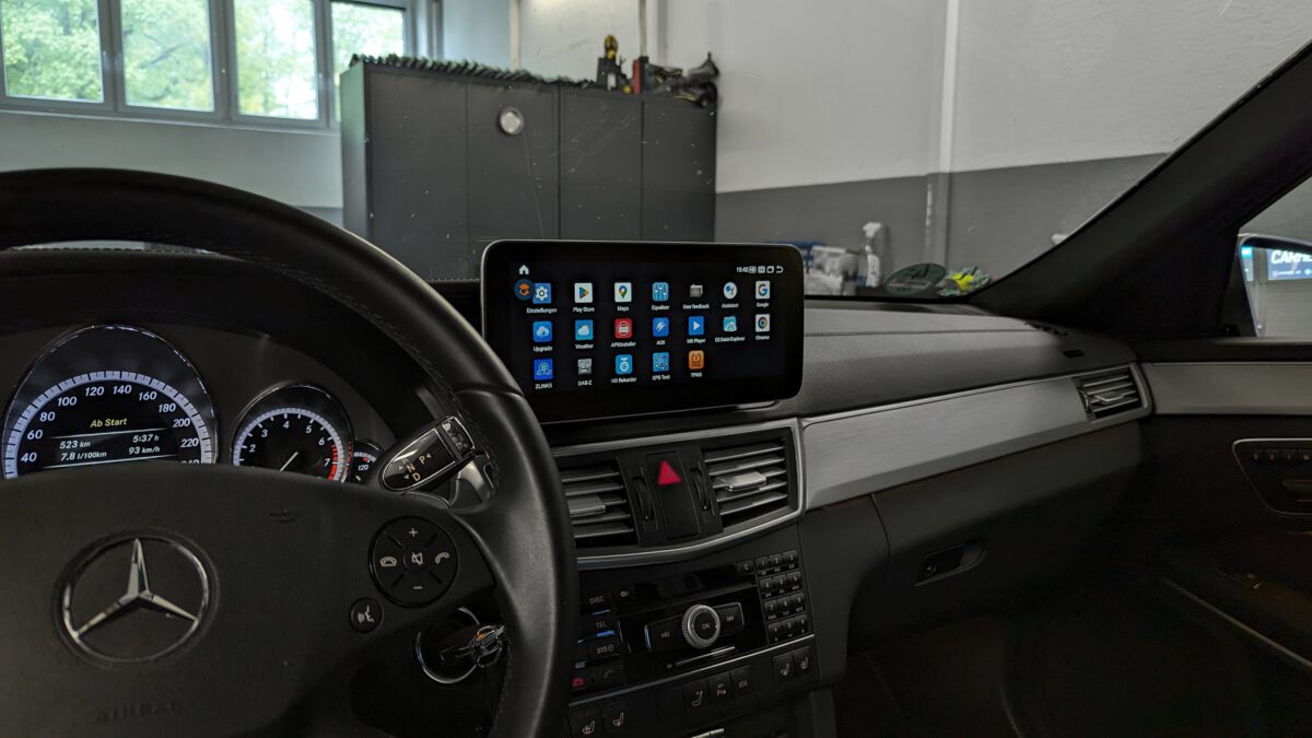 Android-Navigation (+ Apple-CarPlay) Touch für Mercedes E-Klasse W212 S212 (inkl. Einbau) – Bild 5