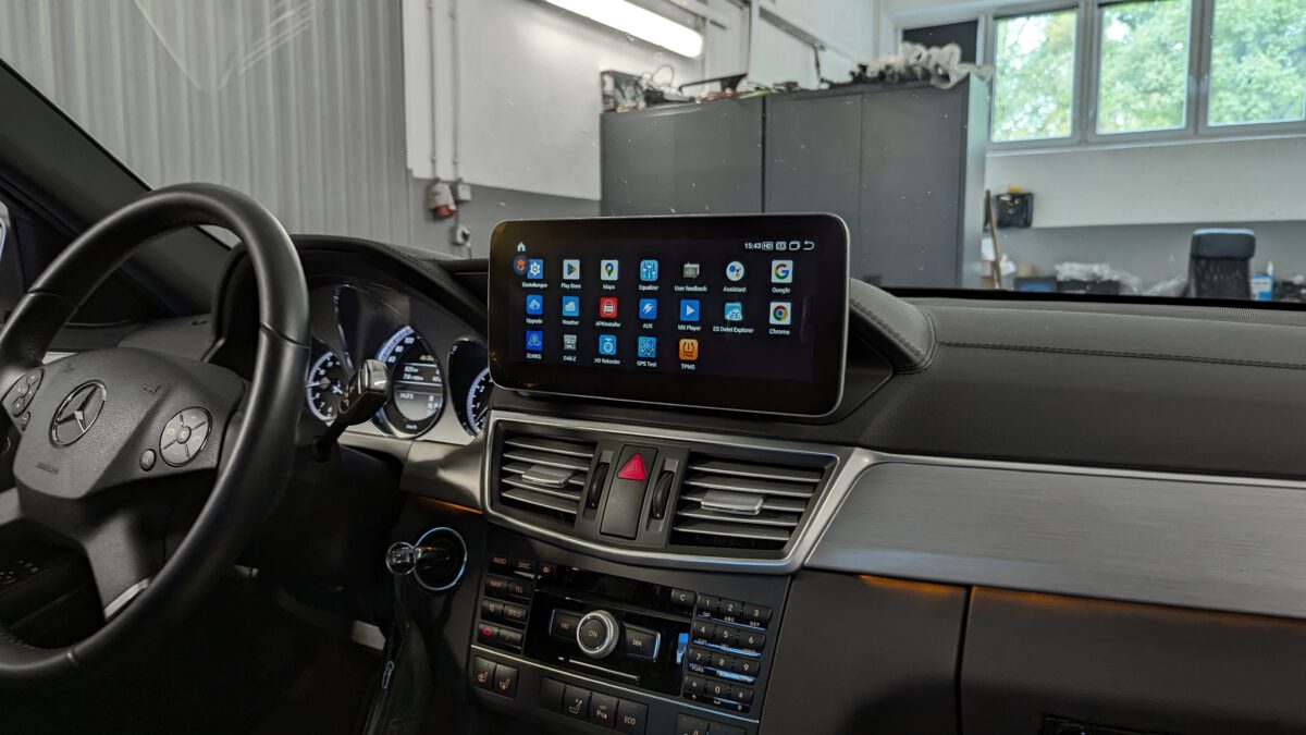 Android-Navigation (+ Apple-CarPlay) Touch für Mercedes E-Klasse W212 S212 (inkl. Einbau) – Bild 4