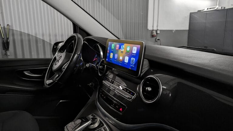 Android-Navigation (+ Apple-CarPlay) Touch für Mercedes V-Klasse W447 (inkl. Einbau)