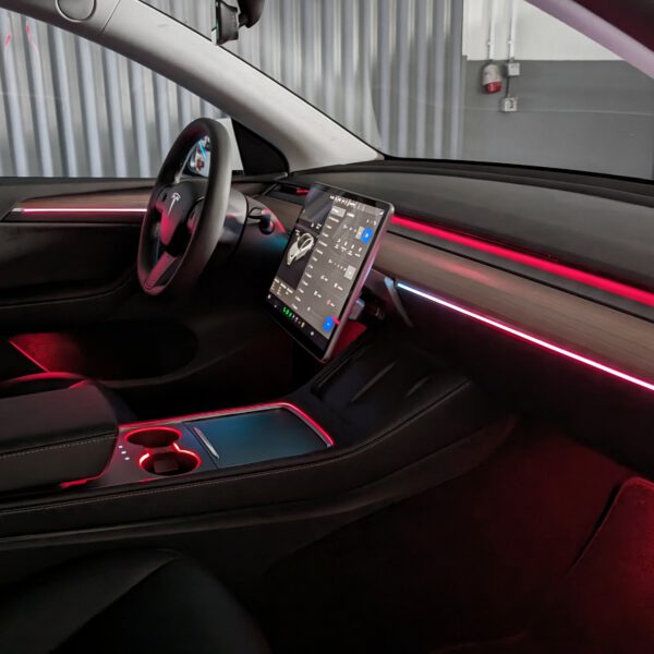 Tesla Model 3 & Model Y Ambientebeleuchtung mit Gravur-Leisten und Dynamic-Mode