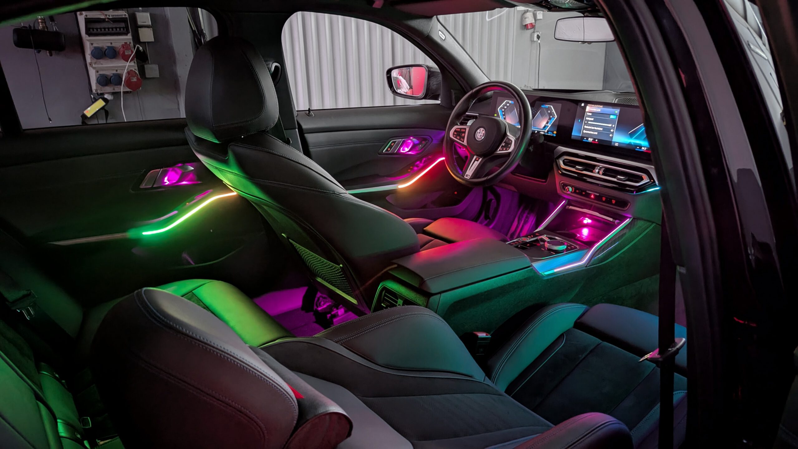 FÜHRTE Ambientebeleuchtung Für BMW Getränkehalter – RGB LED Für G20, G22, G42 FÜHRTE Ambientebeleuchtung Für BMW Getränkehalter – RGB LED Für G20, G22, G42
