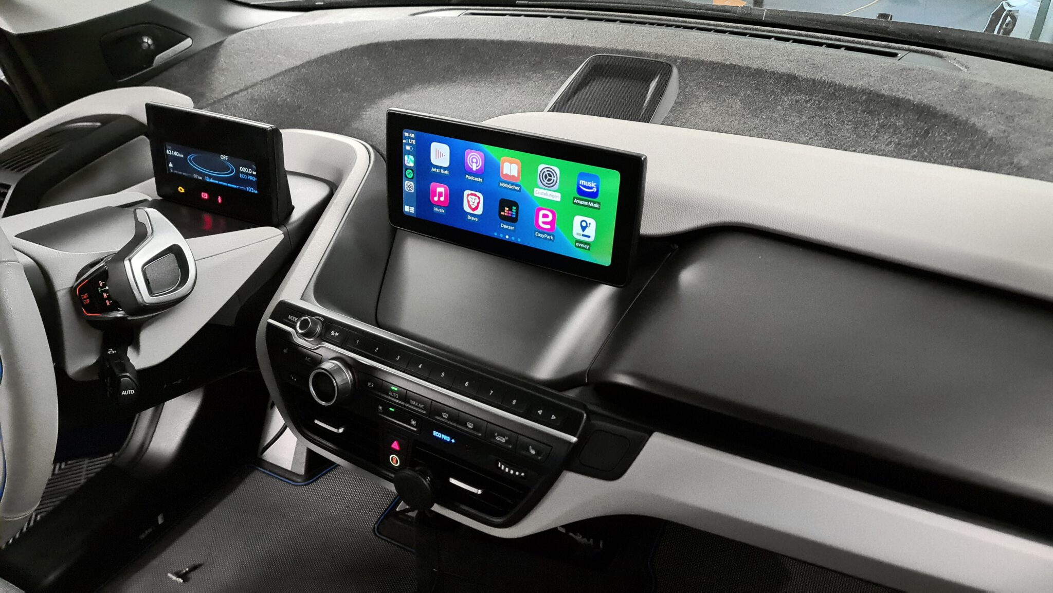 Apple-CarPlay & Android-Auto für BMW i3 - inkl. Einbau - CarHex