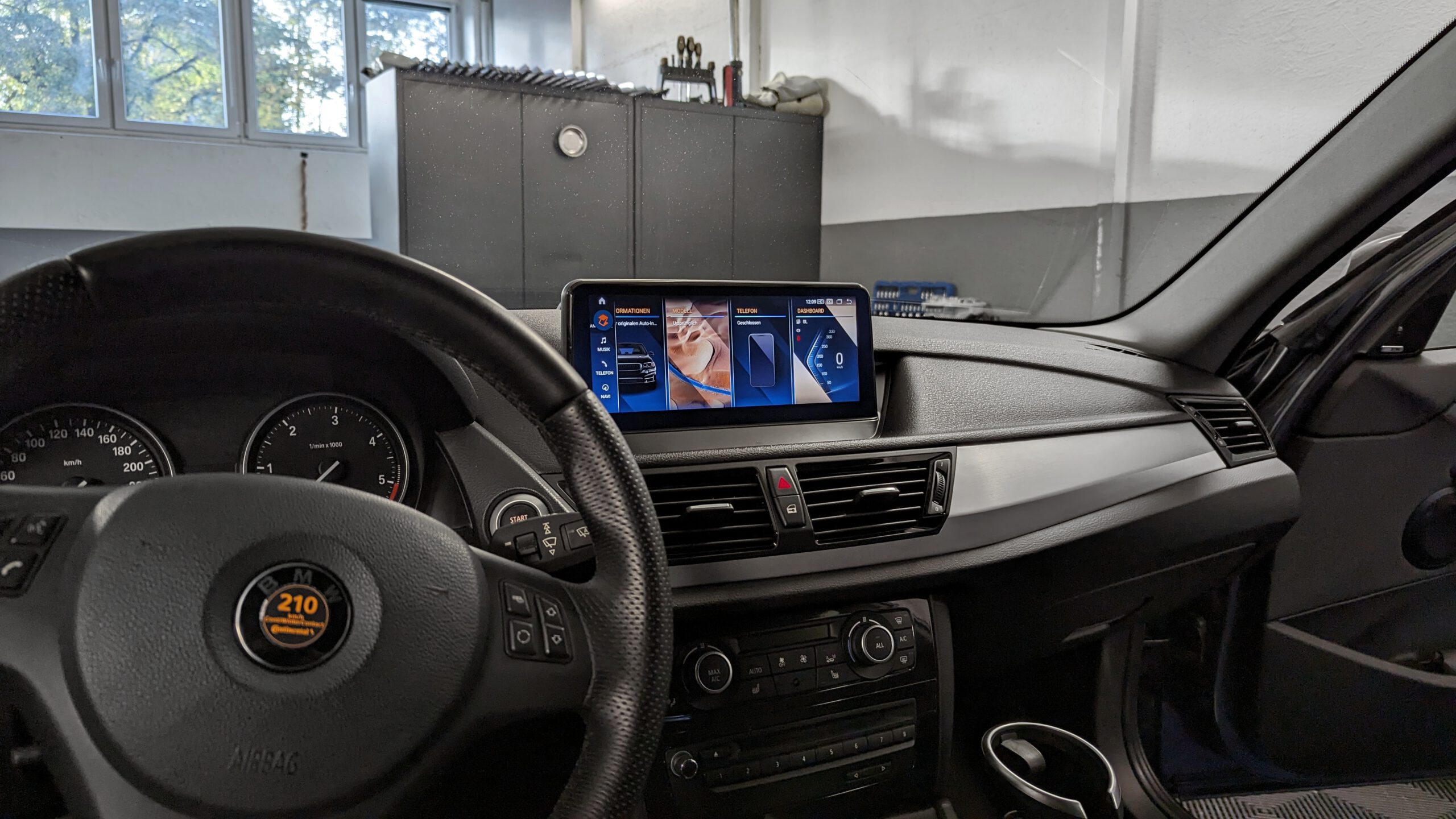 Android-Navigation (+CarPlay) für BMW X1 E84 - CarHex