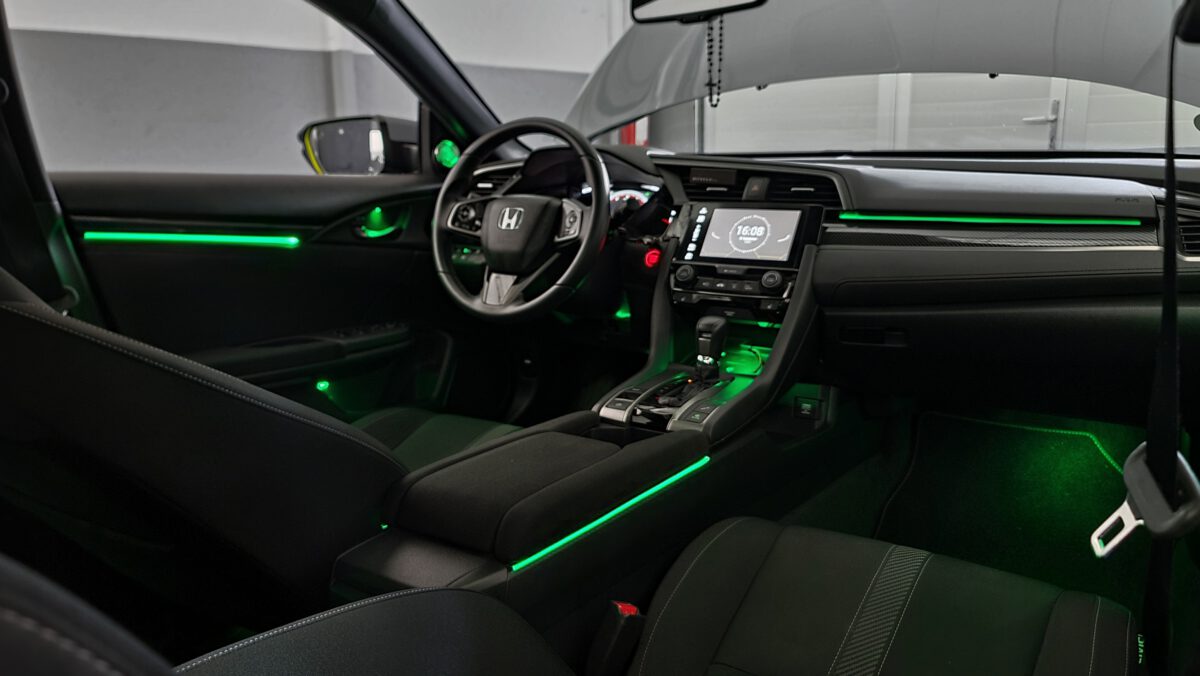 Honda Civic 10th Gen Ambientebeleuchtung nachrüsten LED