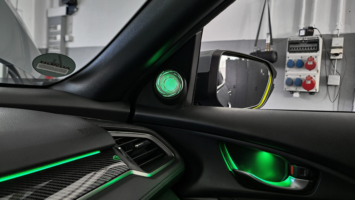 Ambientebeleuchtung nachrüsten im Honda Civic LED