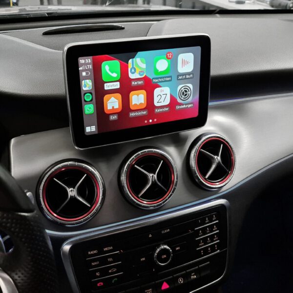 Apple-CarPlay und Android-Auto im Mercedes CLA C117 nachrüsten mit Einbau