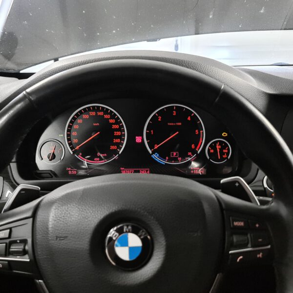 Nachrüstung des 6WA Tacho im BMW 5er F10 F11