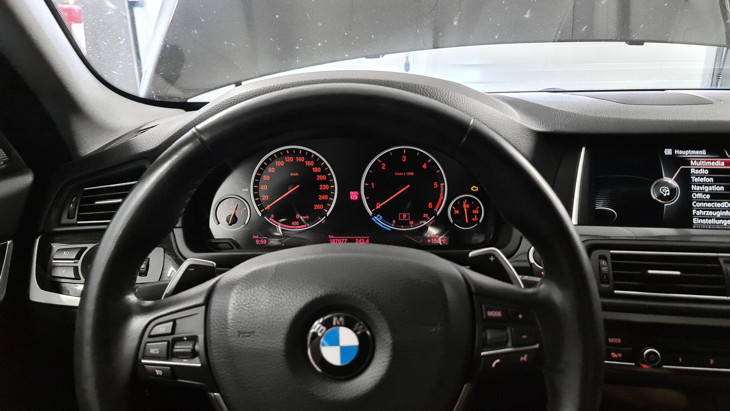 Nachrüstung 6WA Black-Panel Tacho - BMW 5er F07 F10 F11 - CarHex