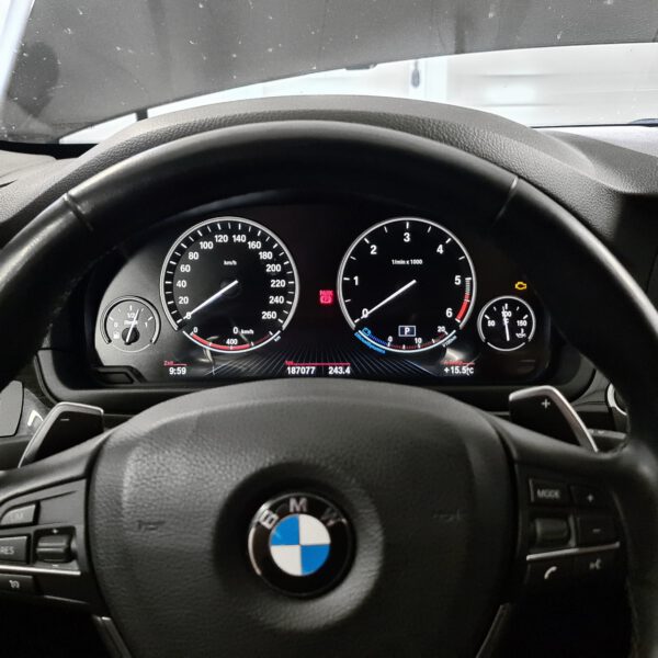 Nachrüstung des 6WA Tacho im BMW 5er F10 F11